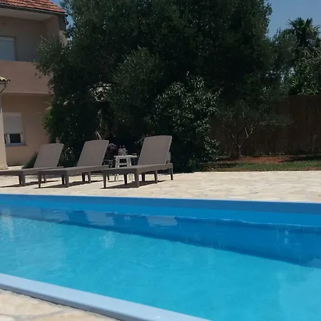 Holidayhouse Ljubica Apartamento